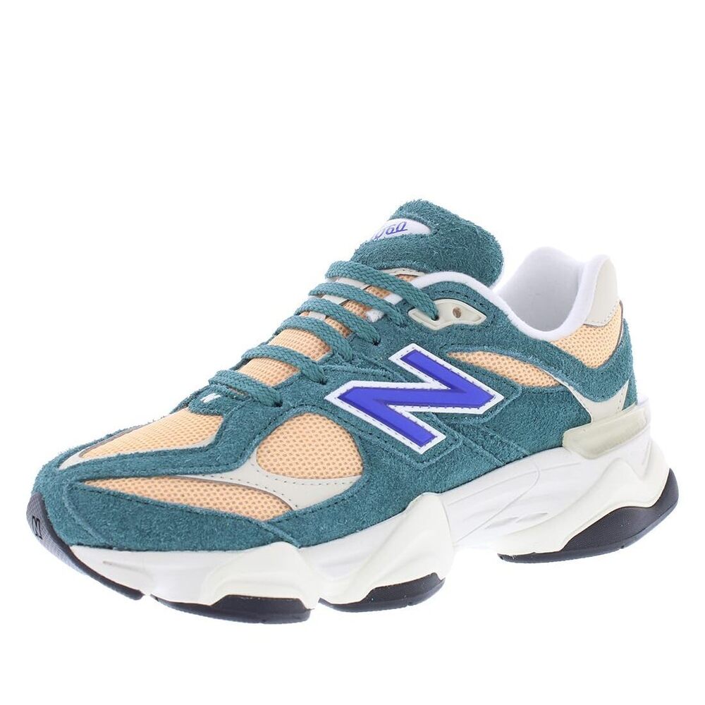 New Balance Women's 327 Sneaker, Timber/Reflection, 8.5